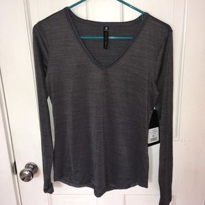 NWT 90 Degree Long Sleeve Tee